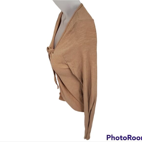 Freshman Tie Open Front Juniors Top - Picture 4 of 7